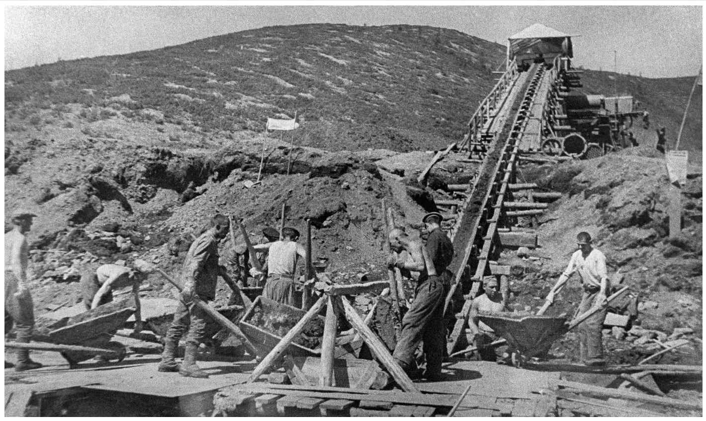 1941_1944 Золото для победы: горнодобывающая промышленность Дальстроя в годы войны - Вклад Колымы в Победу | Вклад Колымы в Победу